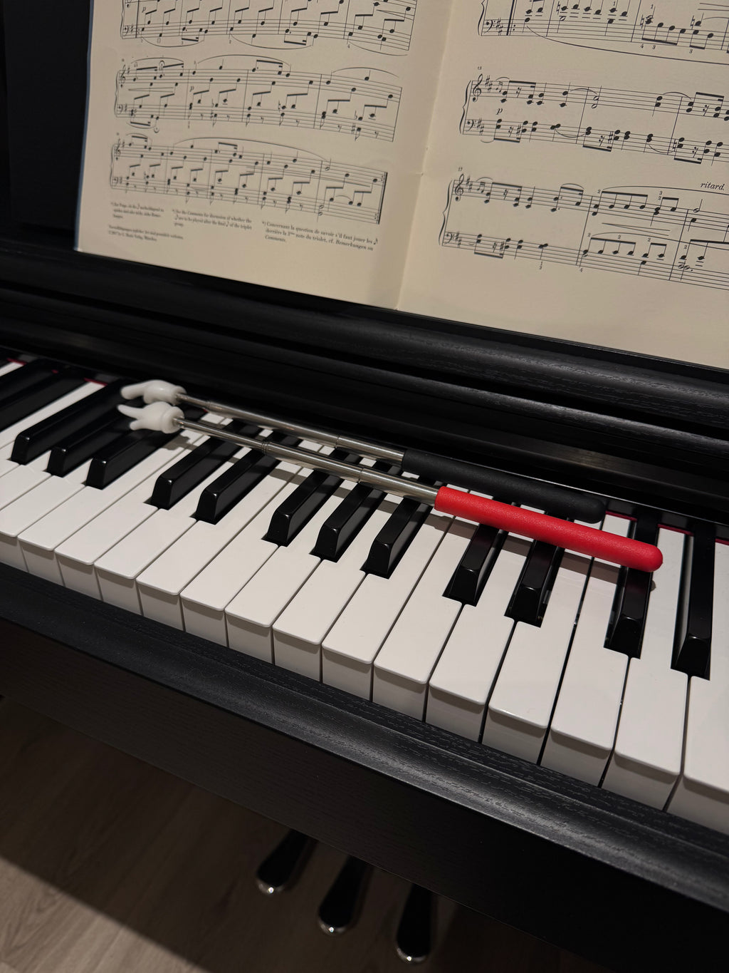 Retractable Teaching Pointer