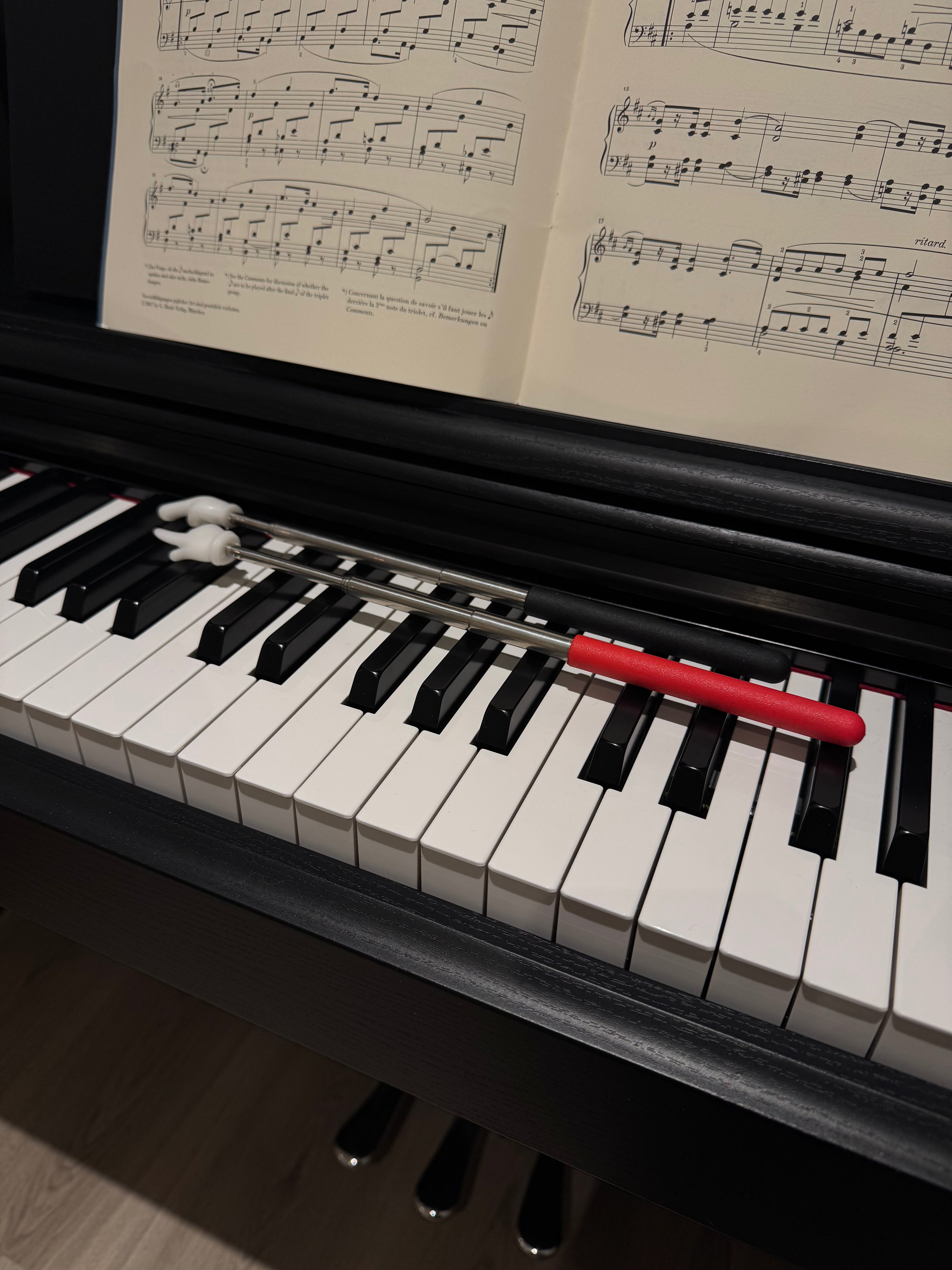 Retractable Teaching Pointer