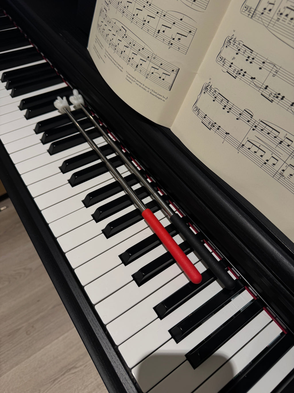 Retractable Teaching Pointer